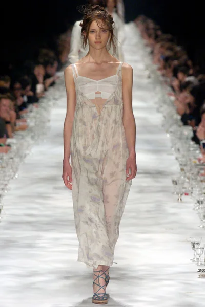 Look 8